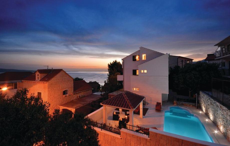 Vila Jadran Omiš Екстериор снимка