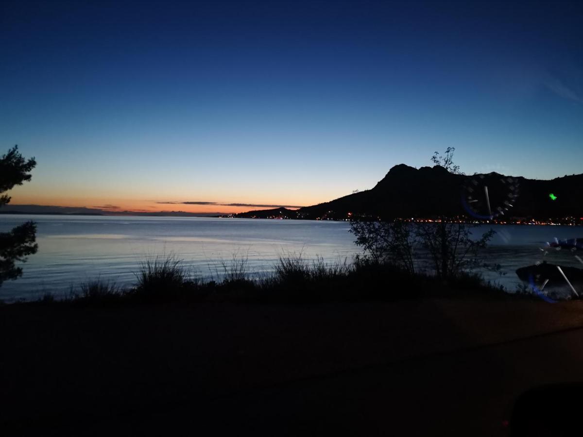 Vila Jadran Omiš Екстериор снимка