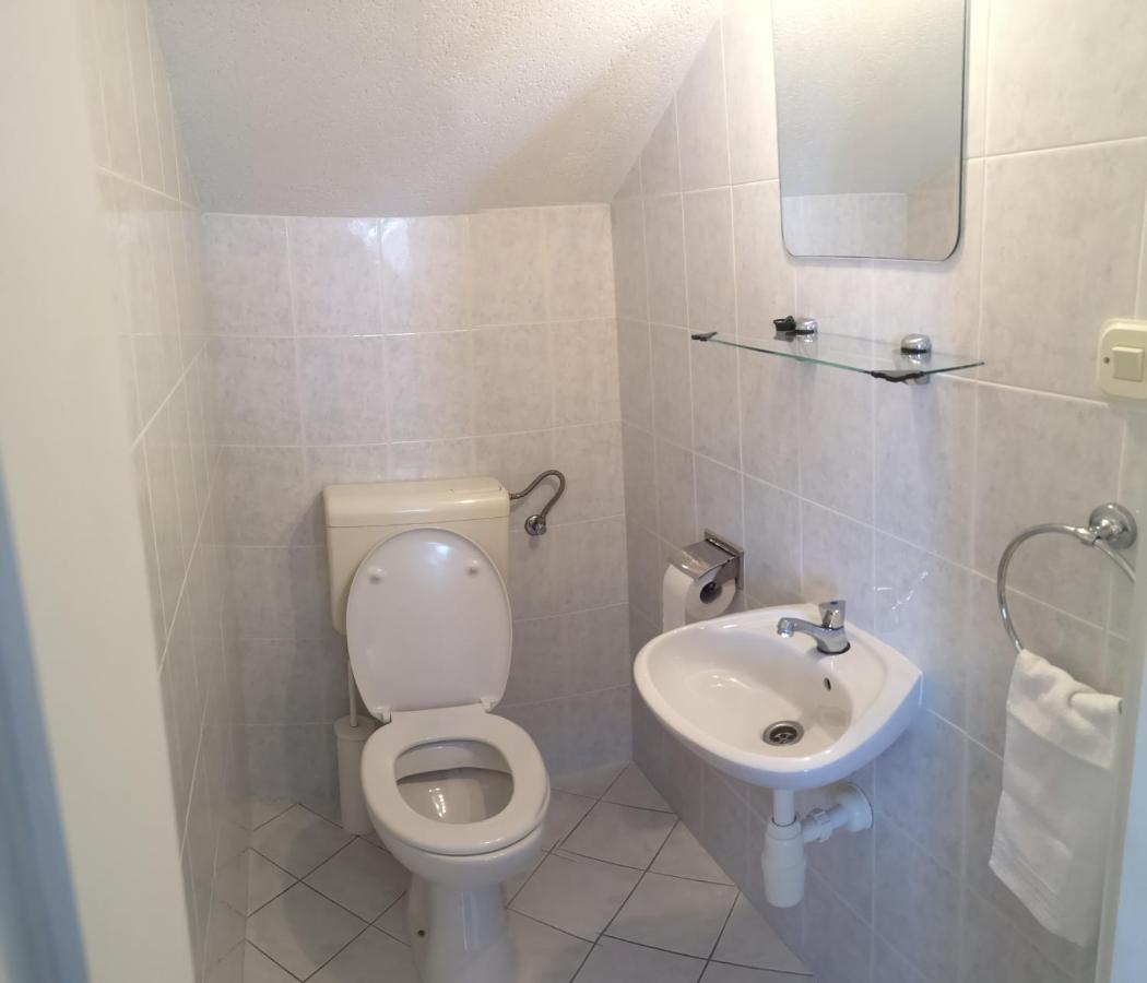 Vila Jadran Omiš Екстериор снимка